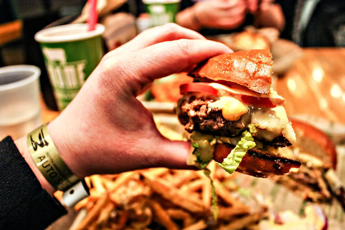 Look at that juicy, messy cheeseburger from Brome Burgers & Shakes in Dearborn, Michigan! | EpicureanTravelerBlog.com