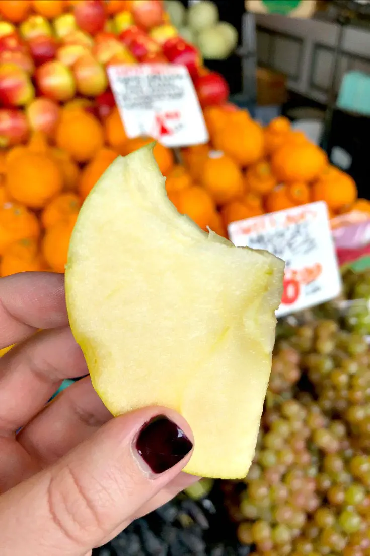 Washington apple at Pike Place Market in Seattle