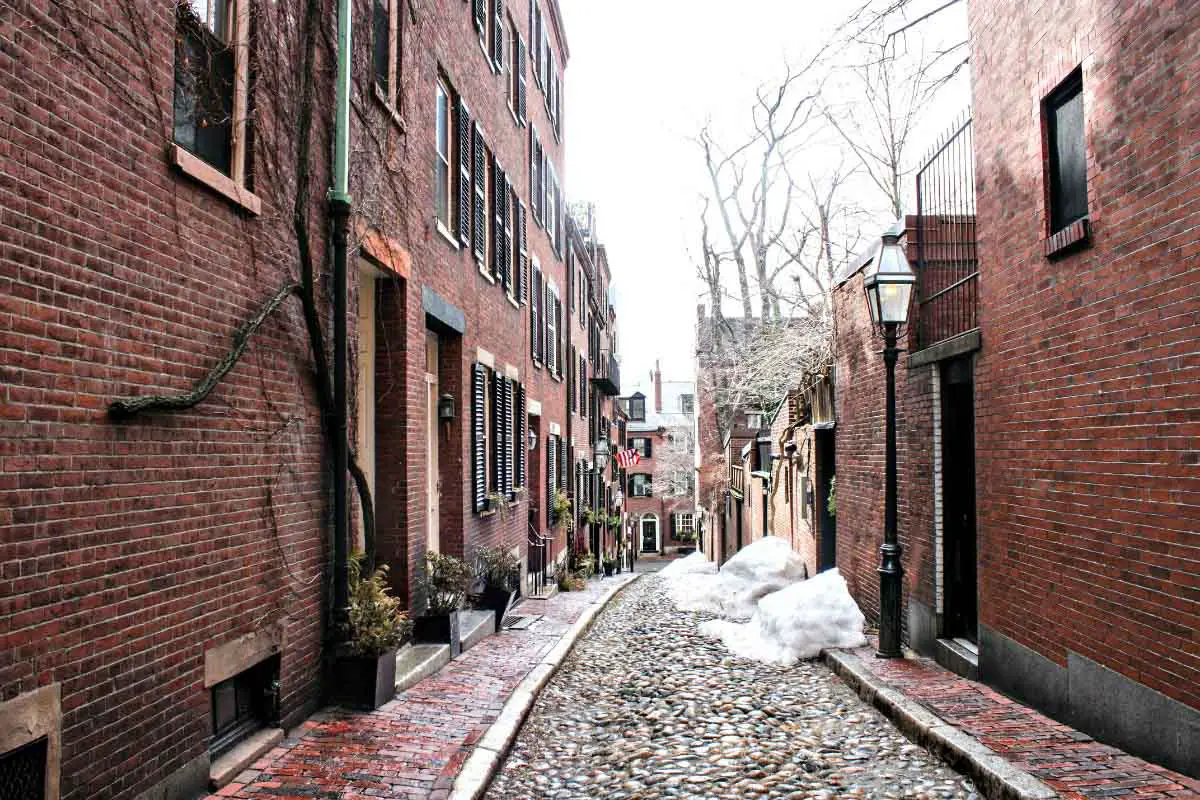 Acorn Street in Beacon Hill, Boston