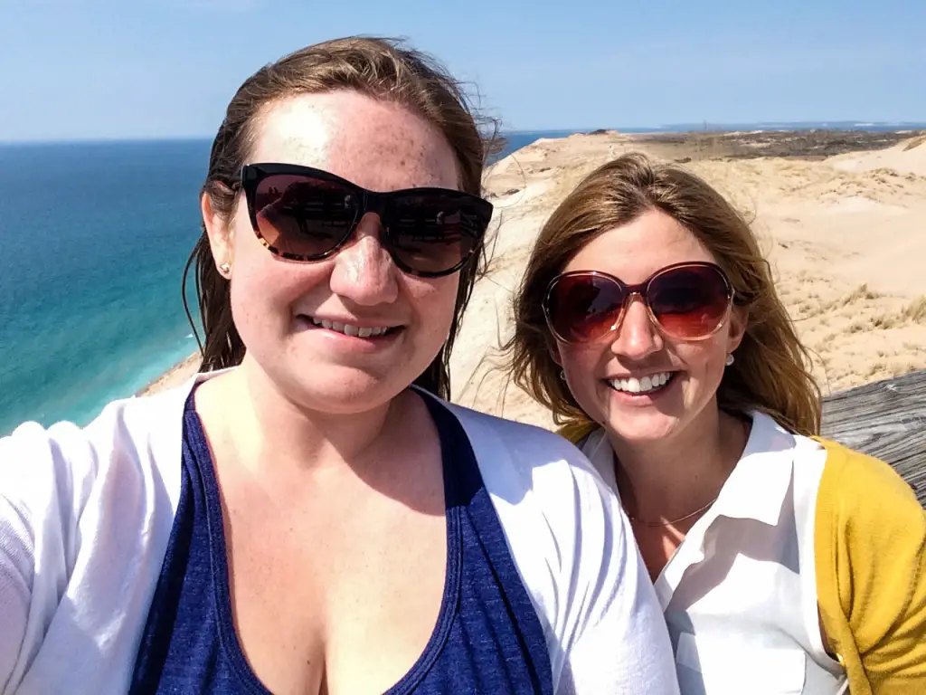 Selfie at the Lake Michigan overlook! (Erin Klema/The Epicurean Traveler)