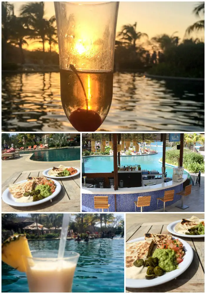 Poolside dining at Dreams Las Mareas Costa Rica