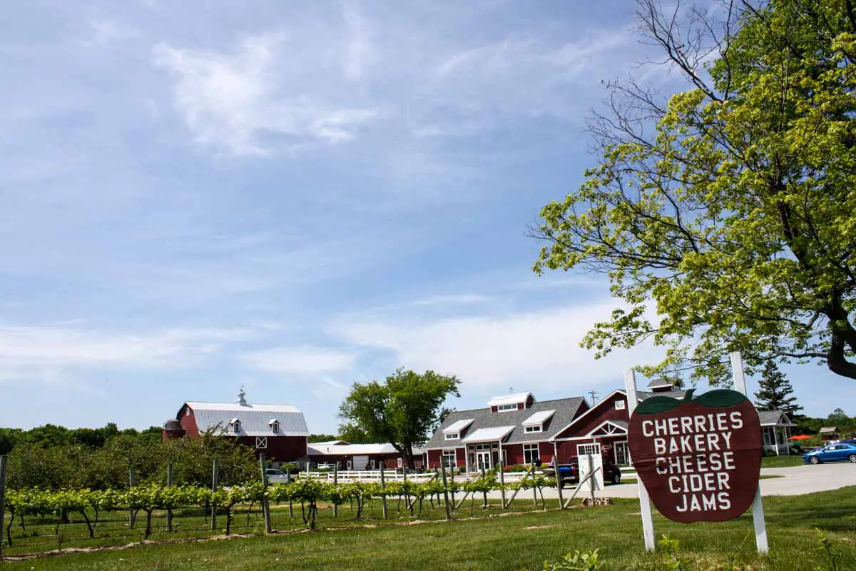 Lautenbach's Orchard Country Winery