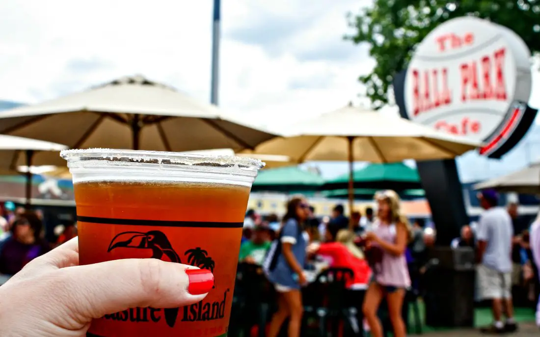 Minnesota State Fair beer: Lift Bridge Mini Donut Beer