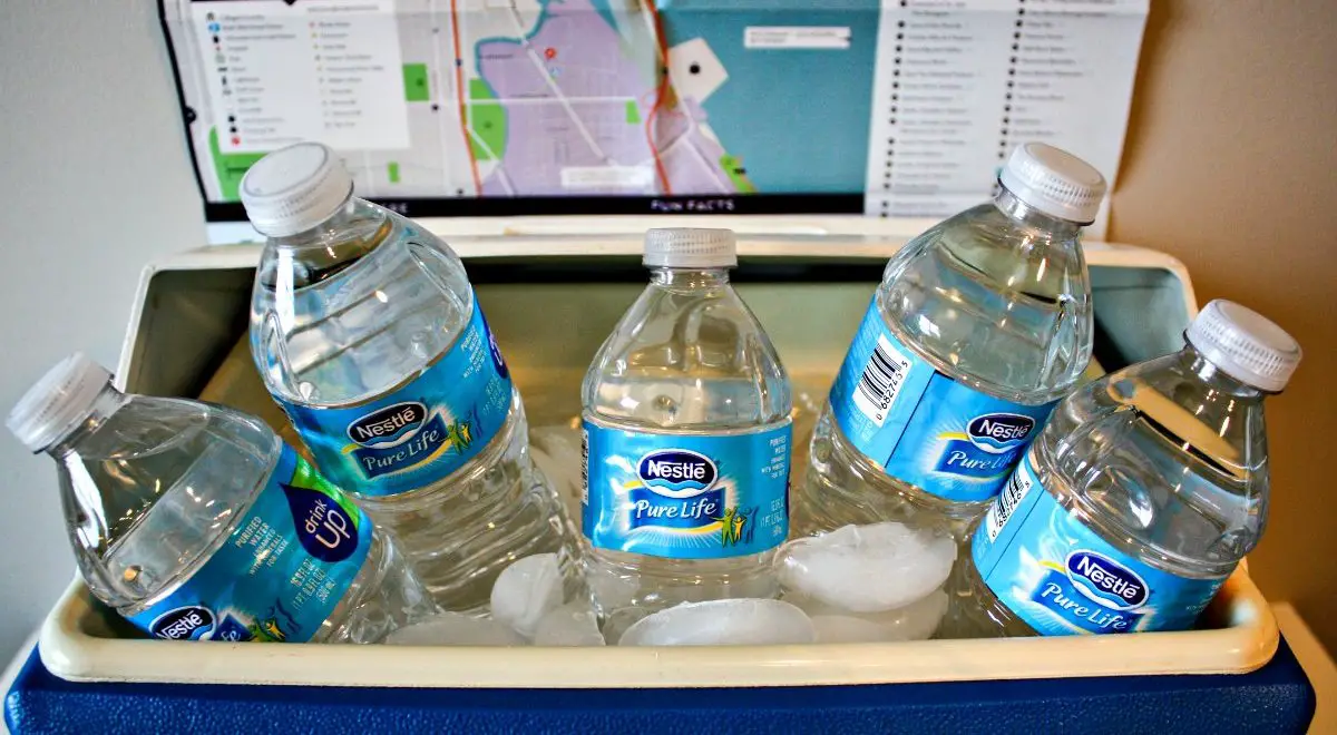 How to pack your cooler for a Midwest summer road trip with Nestle Pure Life | EpicueanTravelerBlog.com