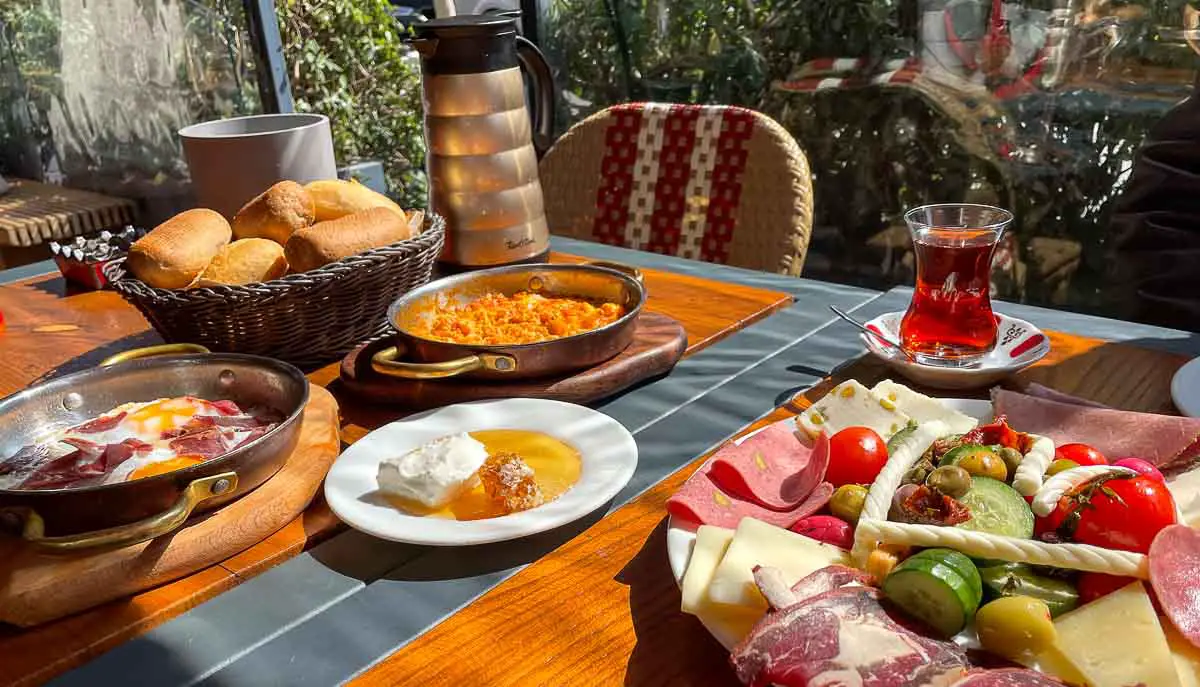 Turkish breakfast spread at Namli Gurme in Beyoğlu, Istanbul, Türkiye (Turkey)