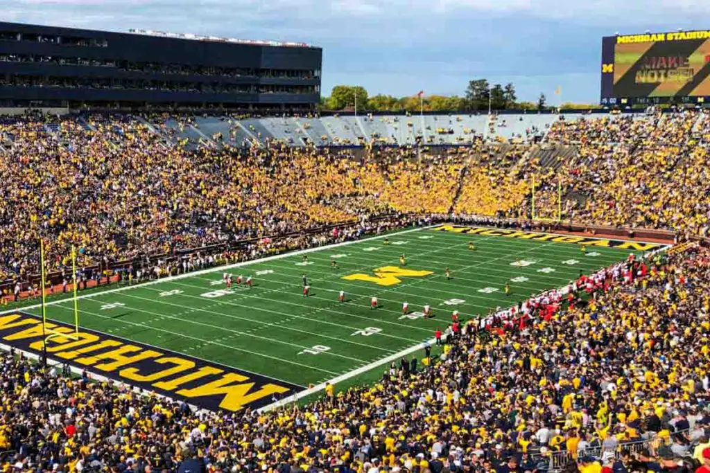 Michigan Stadium Kickoff The Epicurean Traveler