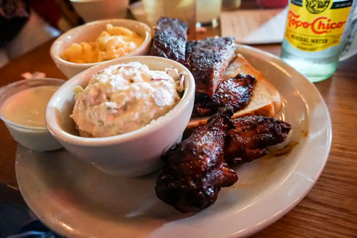 Fox Bros Bar-B-Q in Atlanta, Georgia, USA