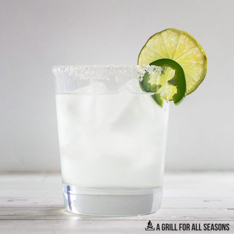 Spicy skinny margarita