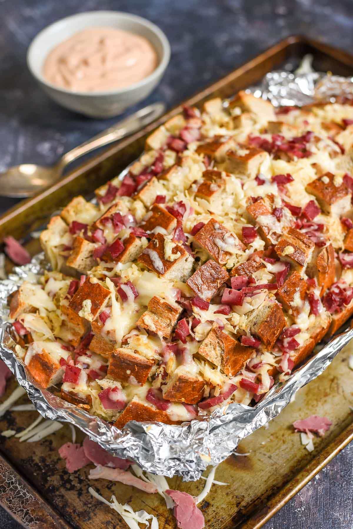 Reuben pull-apart bread with dipping sauce