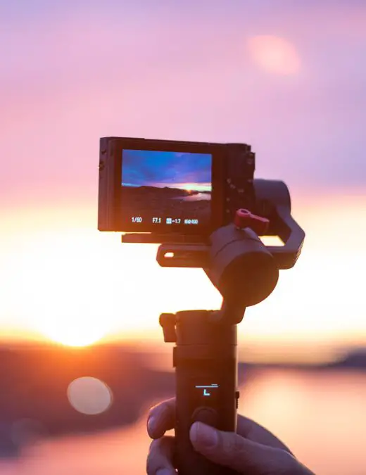Camera on a stabilizer records a beautiful view at twilight