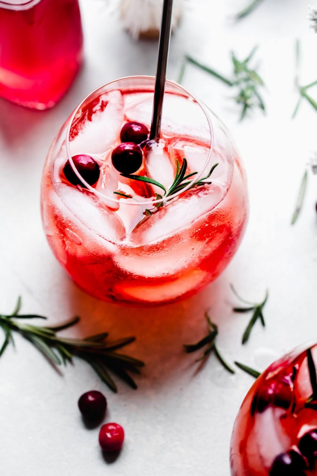 36 Festive Cranberry Cocktails to Put You in the Holiday Spirit