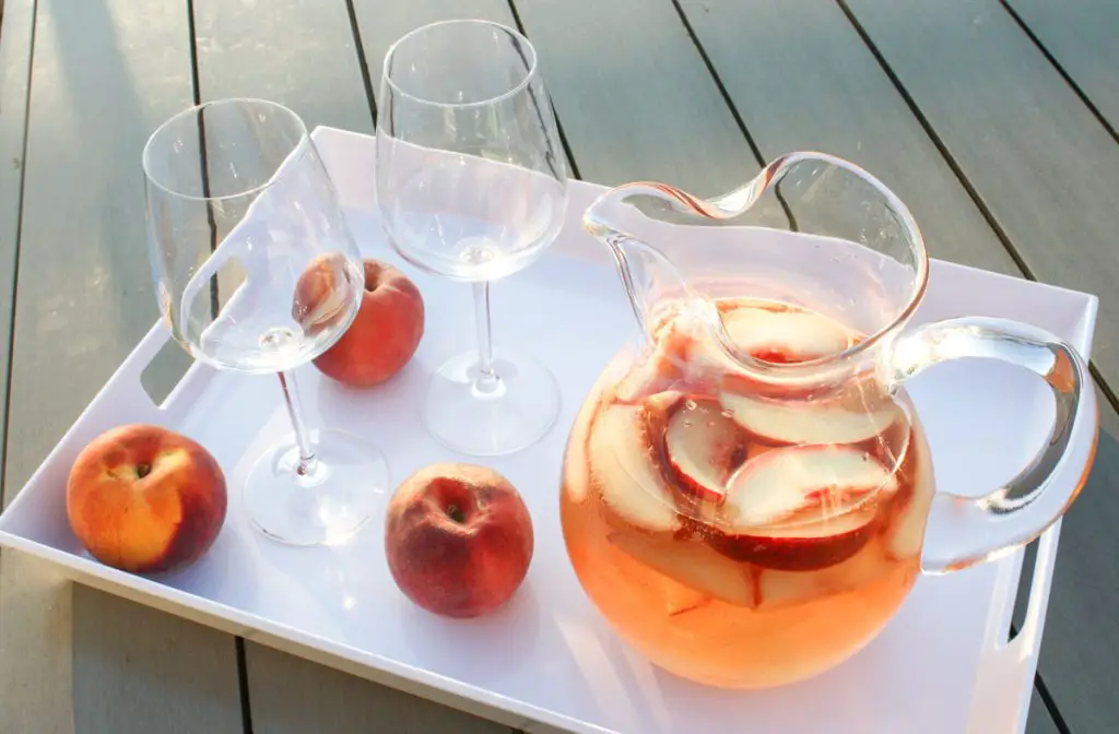 Peach White Sangria