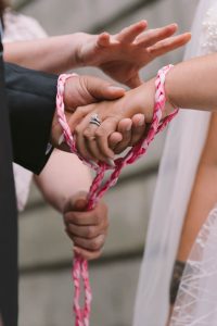 Handfasting Irish wedding tradition