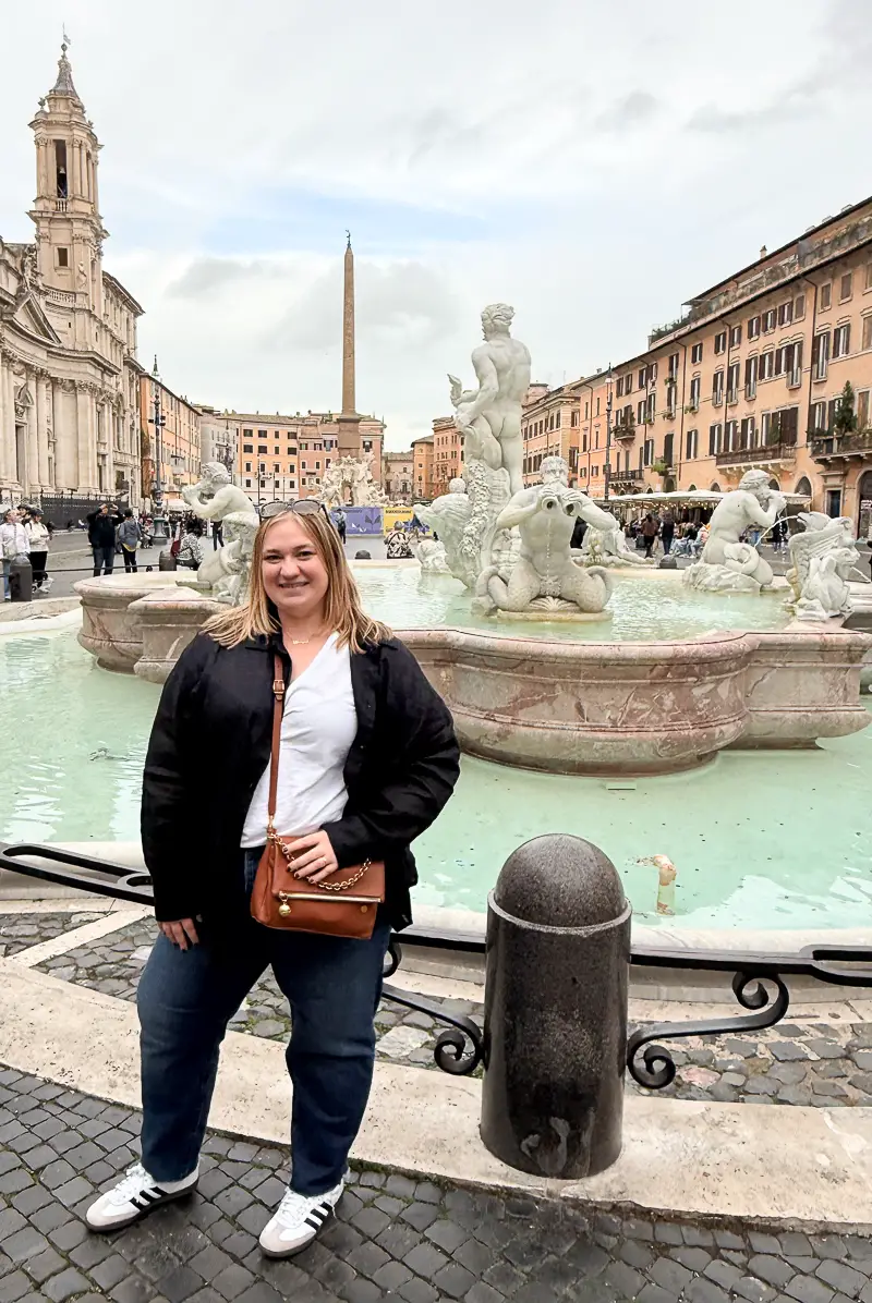Female traveler at Piazza Navona, Rome